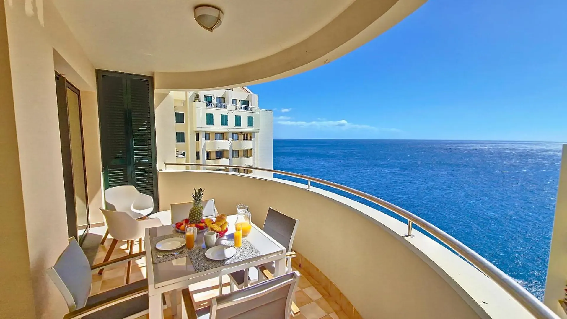 Glorious Apartment By Lovelystay Funchal