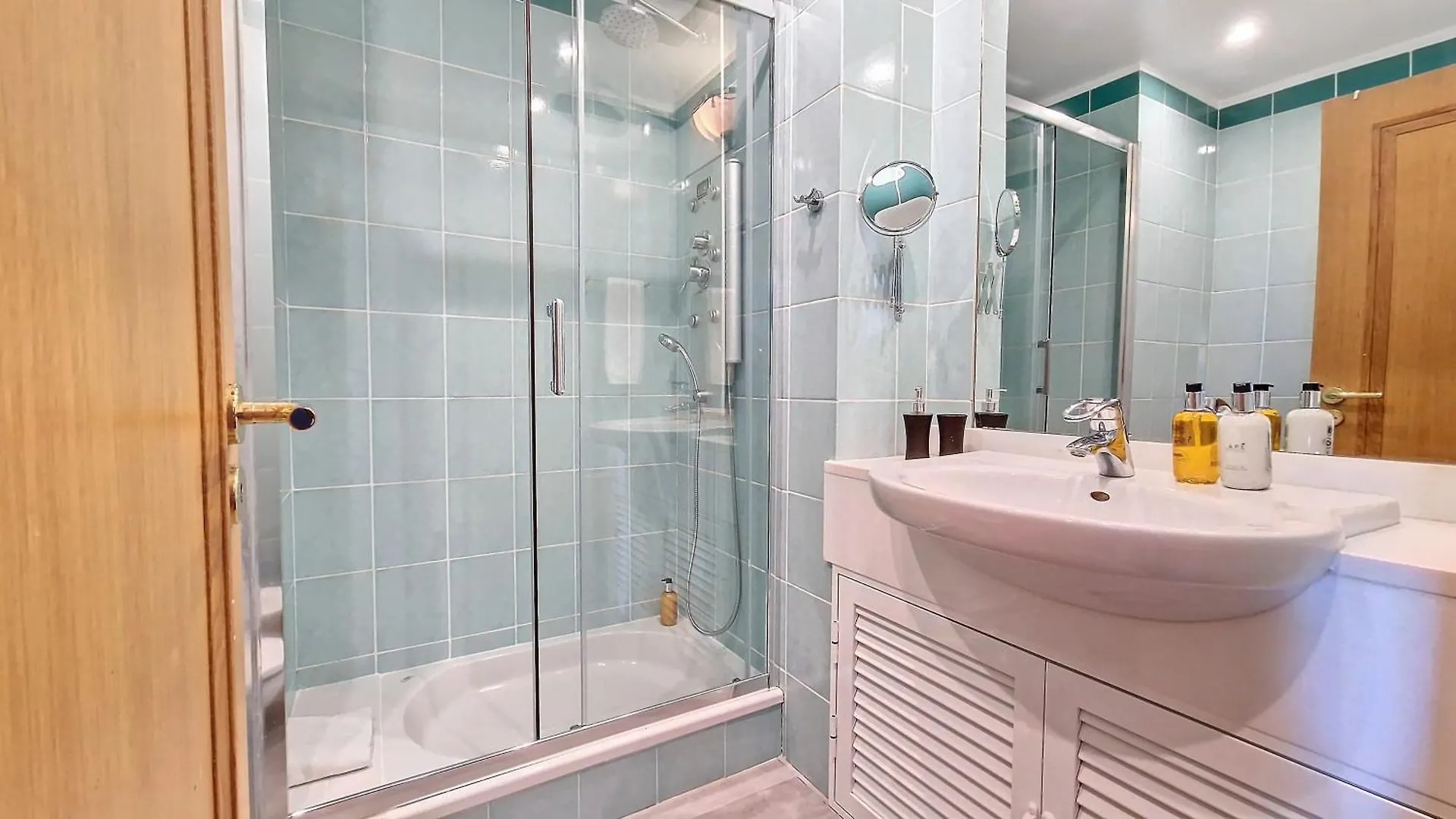 Glorious Apartment By Lovelystay Funchal  0*, Funchal (Madeira) Portugal