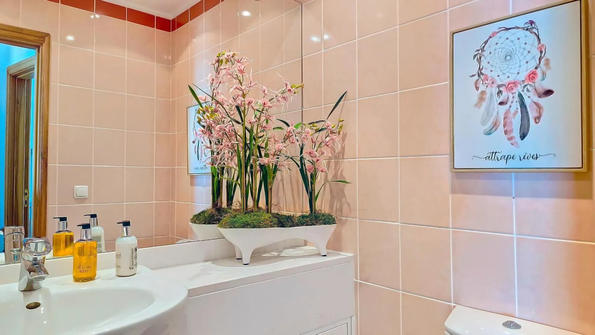 Glorious Apartment By Lovelystay Funchal
